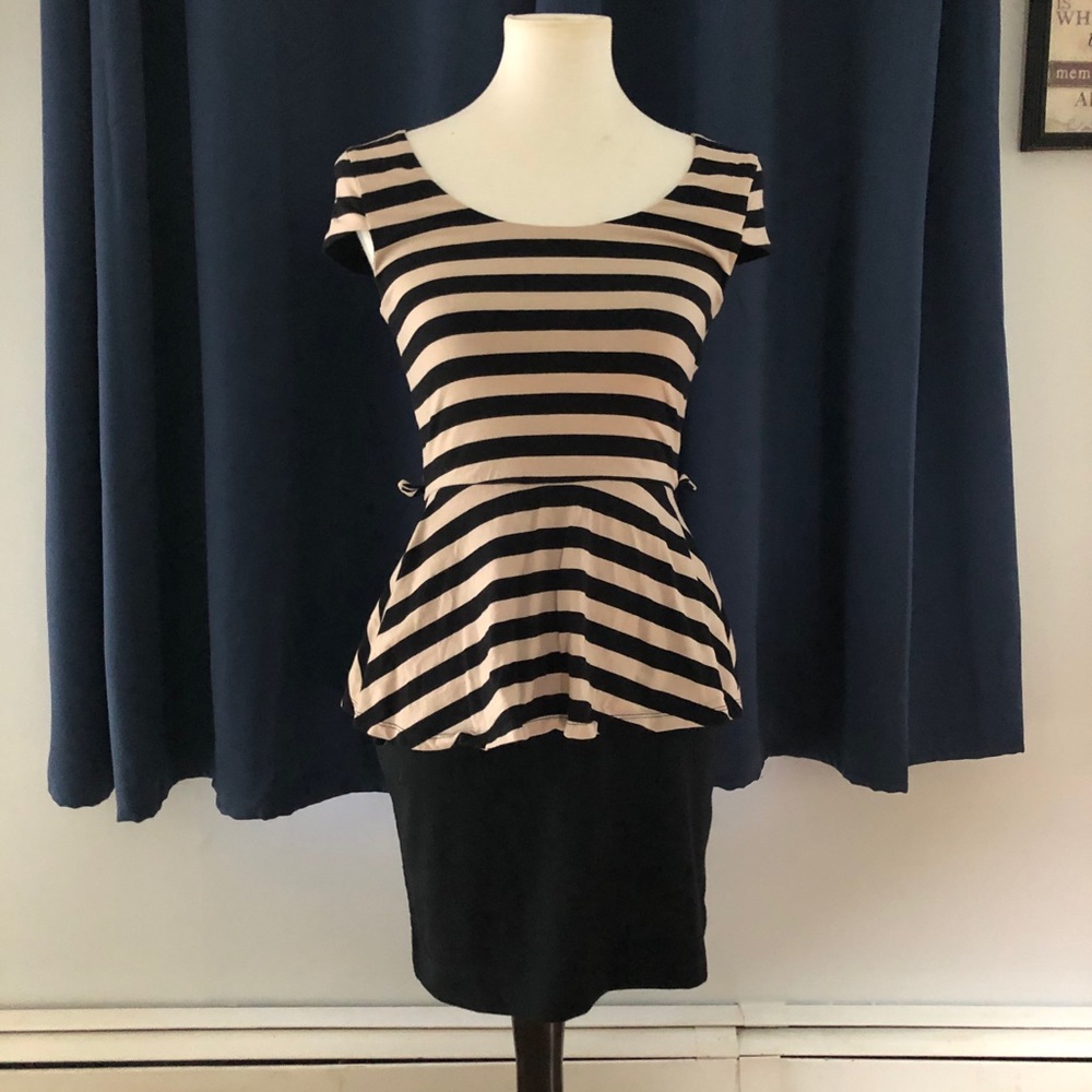 BOGO Monteau black and beige striped peplum dress